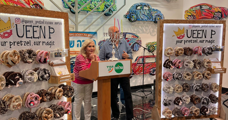 הדלקת נרות חנוכה הדלקת נרות חנוכה